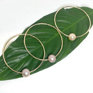 Edison pearl bangle