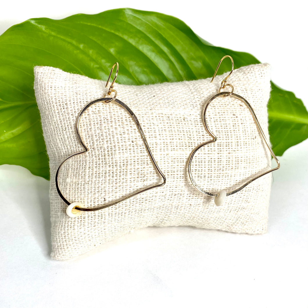 Gold heart earrings with puka shell (small)